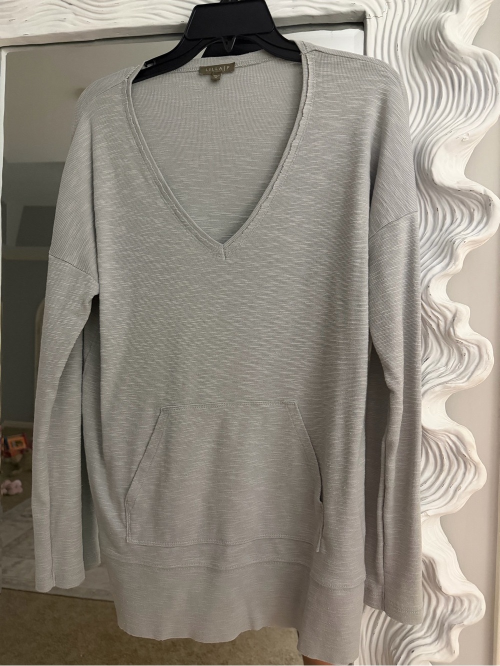Lilla P V neck sweater